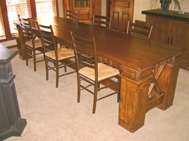 10′ Dining Table Pine