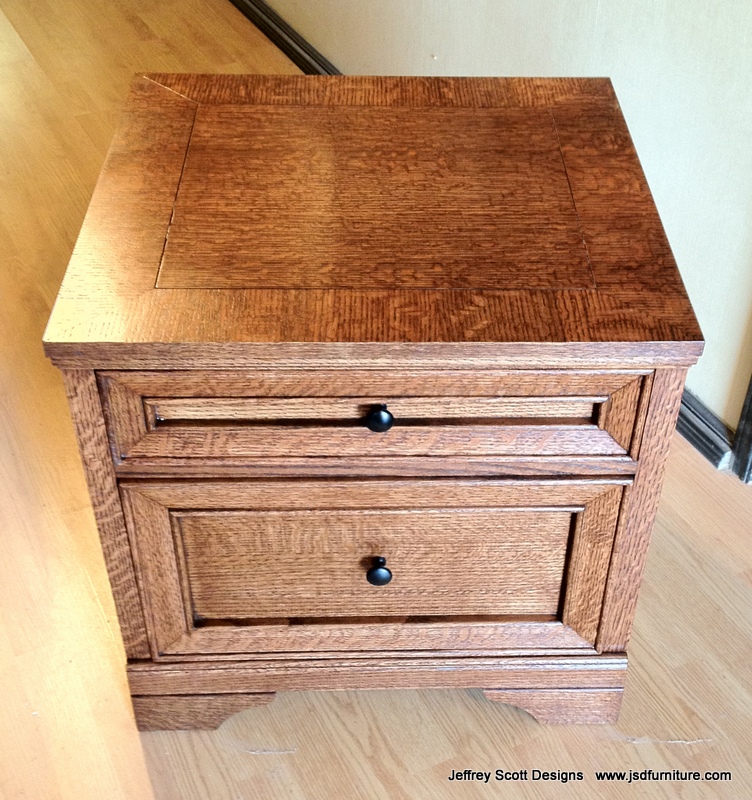 Quarter Sawn Red Oak End Table