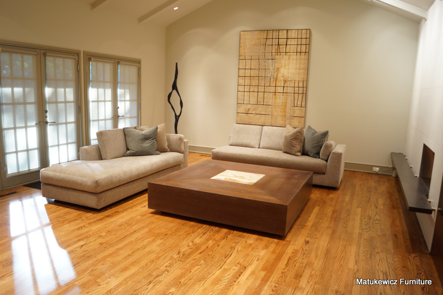 Coffee Table with Center Onyx Accent