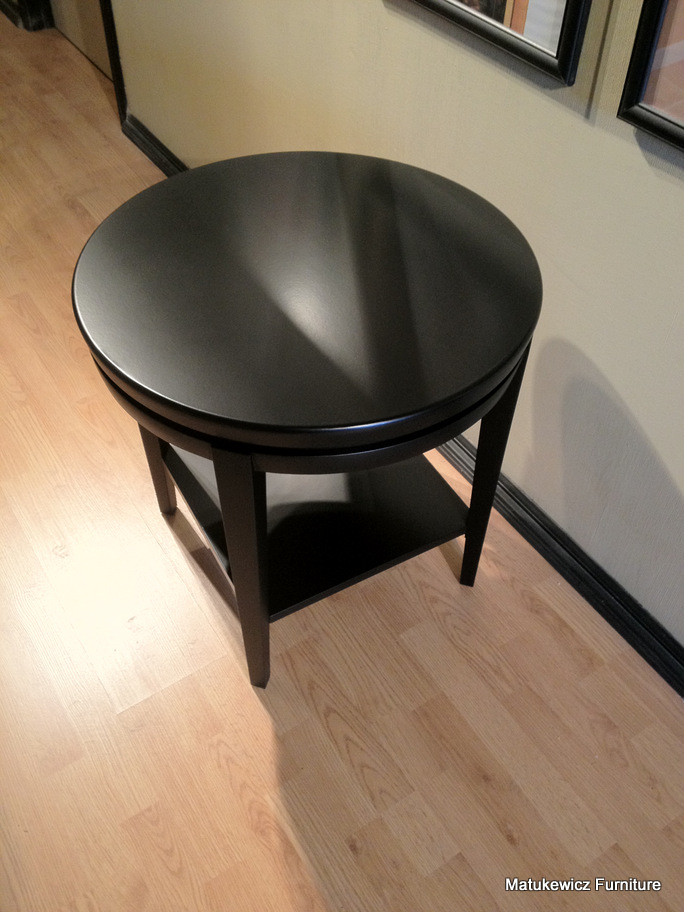 Side Table – Round Top with Square Base